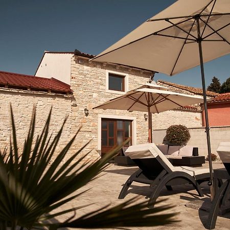 Haus Mila Villa Pavicini Kültér fotó