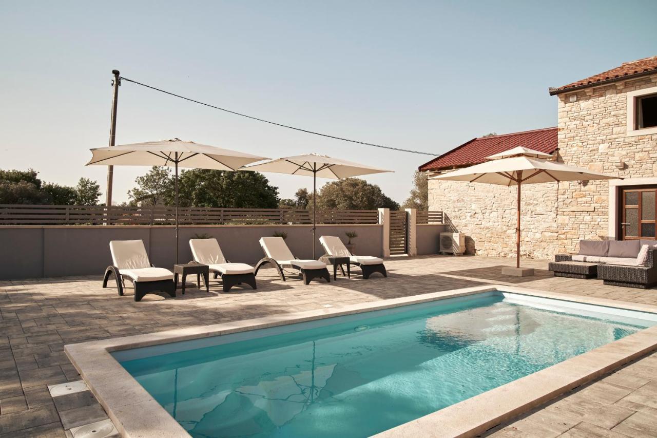 Haus Mila Villa Pavicini Kültér fotó