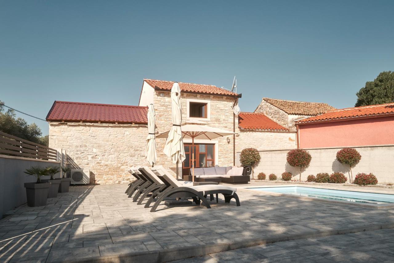 Haus Mila Villa Pavicini Kültér fotó