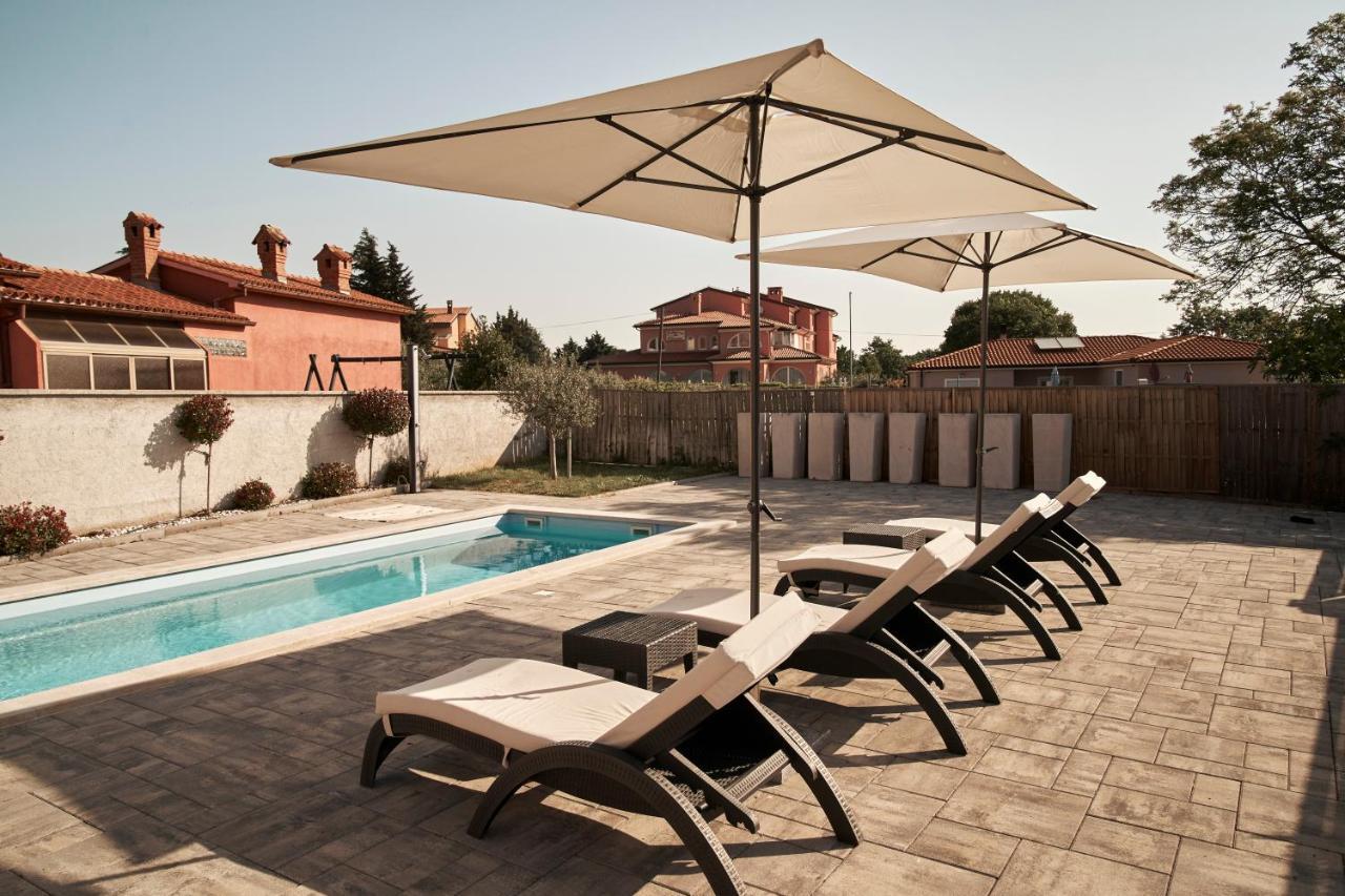Haus Mila Villa Pavicini Kültér fotó