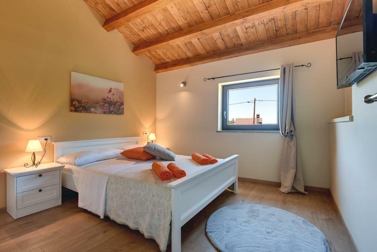 Haus Mila Villa Pavicini Kültér fotó