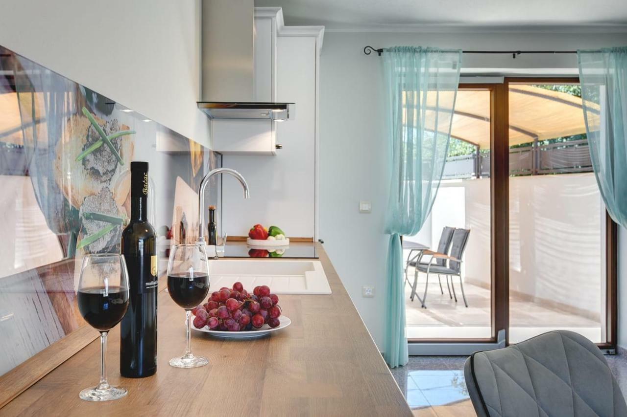 Haus Mila Villa Pavicini Kültér fotó